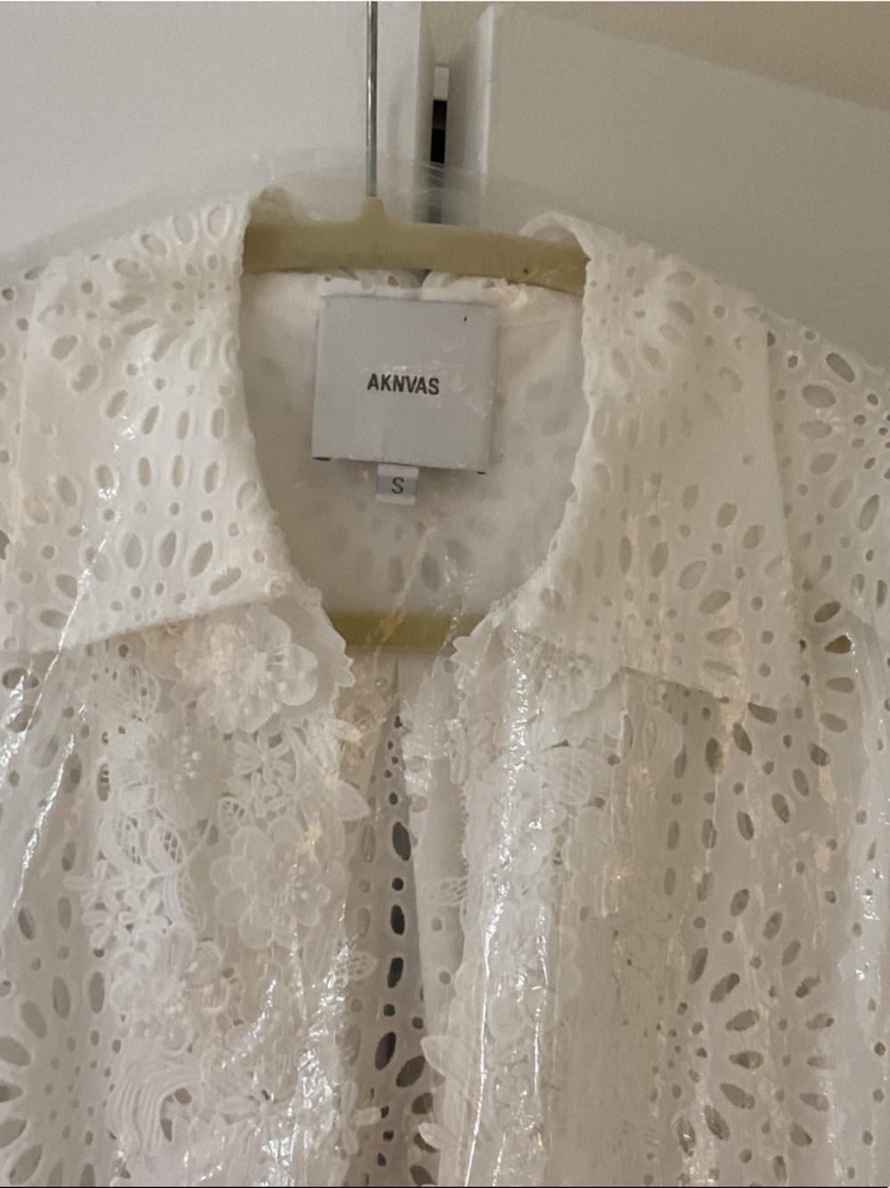 Aknvas White Eyelet Lace Collared Blouse